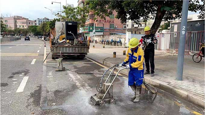 哈爾濱油漆標(biāo)線清洗 清除 專業(yè)施工